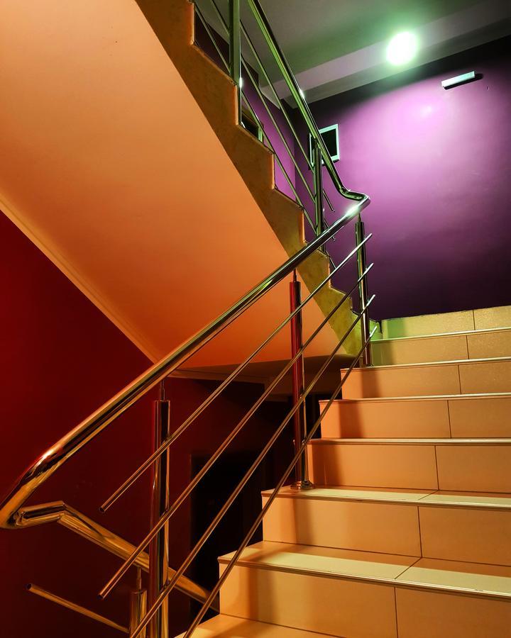 Hotel Victoria Lukavica Buitenkant foto
